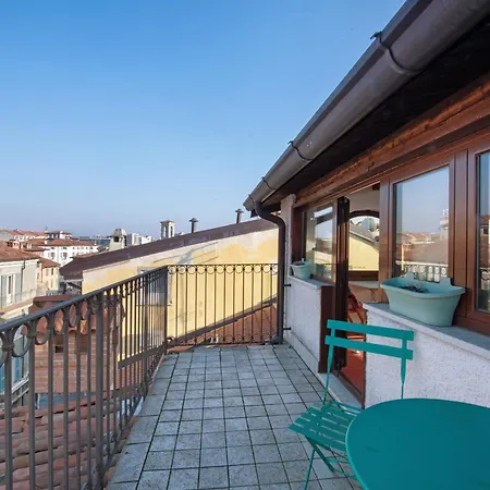 Casa Civetta Апартаменти Бергамо